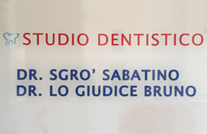 STUDIO DENTISTICO D.ri SGRO' S. & LO GIUDICE B.